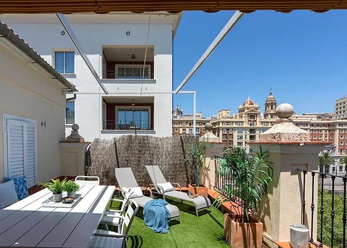 Genteel Plaza De La Marina Málaga