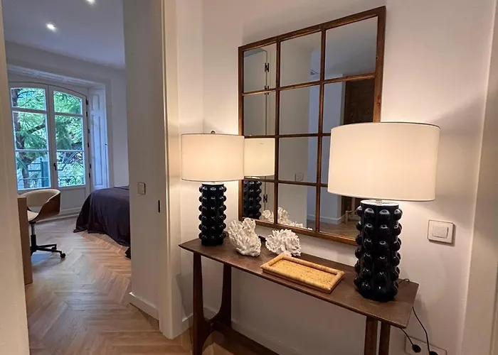 Genteel Plaza De La Marina Apartment